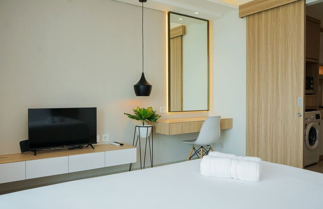 Comfort And Minimalist Studio At Embarcadero Bintaro Apartment - Foto 4