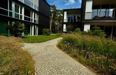 Bad Seerose mit Seeblick, Dachterrasse, Pool und Sauna - Photo 32