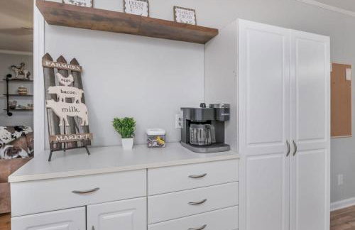 Touchdown Townhouse: Your Home near Stadium - Foto 18