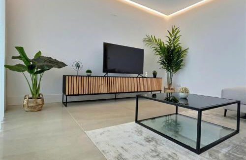 Experience Unrivalled Luxury at Emerald Greens Your Exclusive Retreat in the Heart of San Roque Club Resort - Foto 5