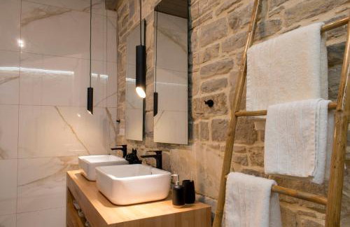 The Cave Villa - Photo 10