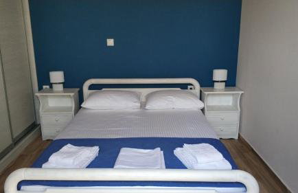 Traditional House - Photo 10