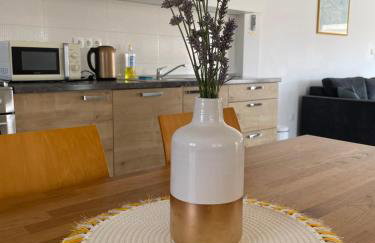 Miri&Gary's - Photo 1