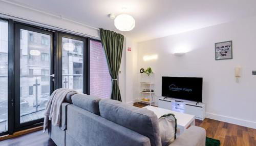 Spacious Deansgate Apartment, Free Park, Sleeps 8 - Foto 3