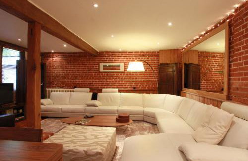 Tonge Barn - Photo 13