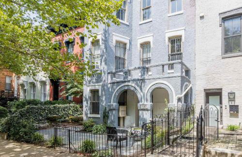 Chic 1-BR Loft Nestled Between Dupont & Logan - Foto 24