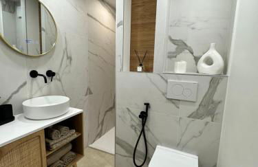 StudiO SpraY - Port-Grimaud - Parking Gratuit - La Petite Venise - Foto 5