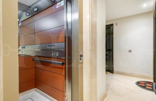 Seaside stay with large terrace, pool & parking REMS - Foto 21