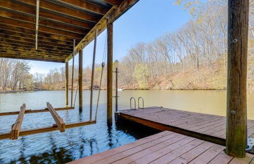 Fish, Boat and Hike Lakefront Home with Game Room! - Foto 41