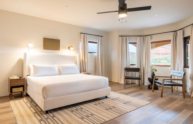 Pyramid by Avantstay Luxe Sedona Mansion w/ Views, 7mins to Downtown - Photo 39