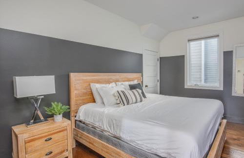 Jack Daniels House with Rooftop Golf, City views! 8min to Whiskey Row! Sleeps 10! - Foto 45