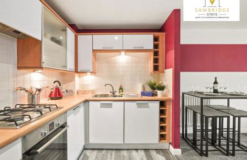 Beautiful 2 Bedroom Seviced Apt in Aylesbury By Sambridge Stays Short Lets & Serviced Accommodation - Foto 8