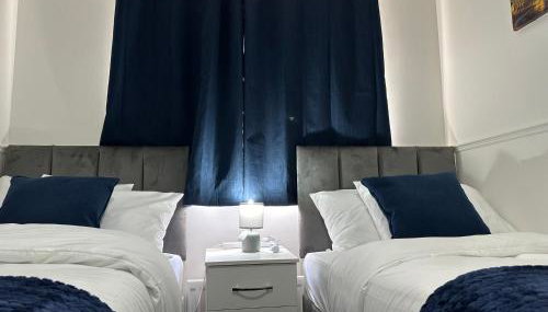 Affluent Living Property perfect for contractors & individuals Free Parking - Foto 5