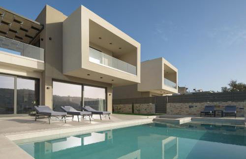 Venerato Villas Ampela & Apolonia, with Pool, Spa Whirlpool & Heritage, By ThinkVilla - Foto 13