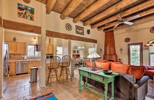 1 Mi to Santa Fe Plaza: Quiet Home w/ Patio - Foto 1