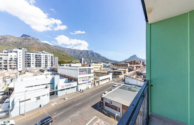 Stunning Studio Apartment With Balcony, Woodstock! - Foto 16