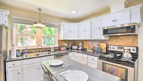 Charming Hampton Home with Yard 2 Mi to Beach! - Foto 3