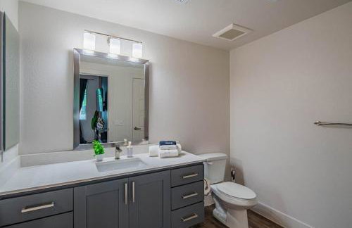 Modern 1BR Kierland Commons, TPC Golf, Pool, Gym, W-D - Foto 20