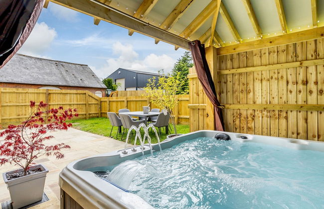 Toppesfield Hall Luxury Cottage With Hot Tub - Foto 16
