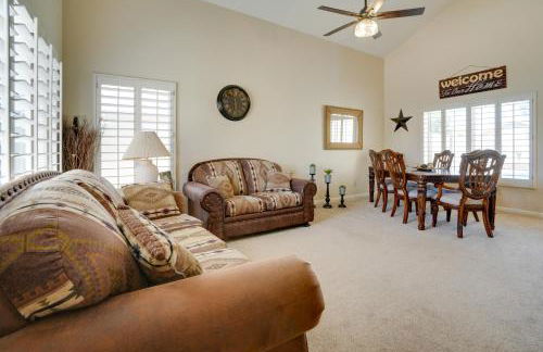 1 Mi to Surprise Stadium! Home with Patio and Hot Tub - Foto 11