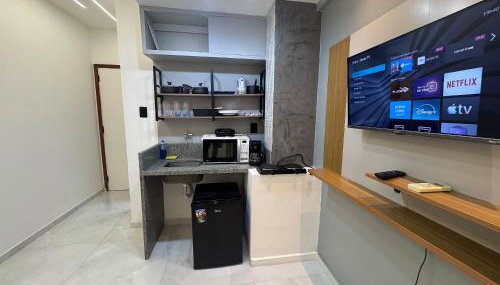 Pé na Sapucaí! Apto Completo, Decorado e Metrô na Porta - Foto 3