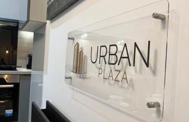 Perfect 1 Bed Apartment - Central with Parking, WiFi, TV, Desk - Foto 1