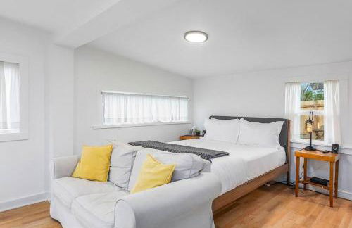 Walk to the waterfront! The Hobbit House - Foto 45