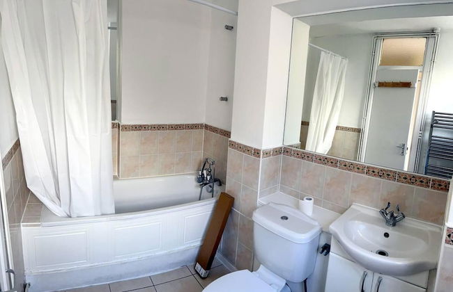 2-bed Apartment in Central London off Edgware Rd - Photo 11