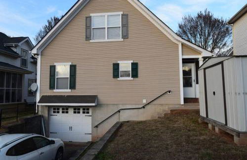 Home In Greenville 4 bedrooms, 4 beds, 2 baths - Foto 30