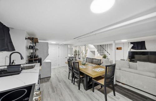 Airport Haven - Cozy 2BR Apt 5 Min Away - Foto 14