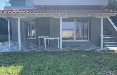 Seafront Apartment - Photo 19