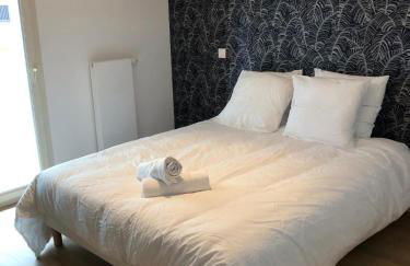 T2 - 1 ch - Garage privé - Balcon - 15 min du lac - Photo 2