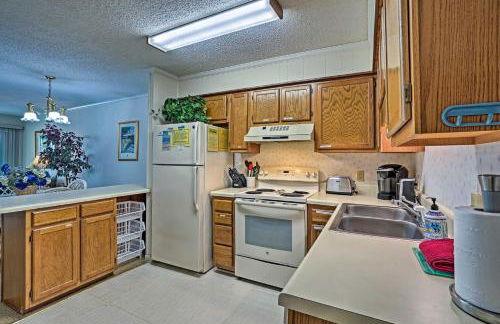 Walk to Beach Isle of Palms Condo with Pool Access! - Foto 8