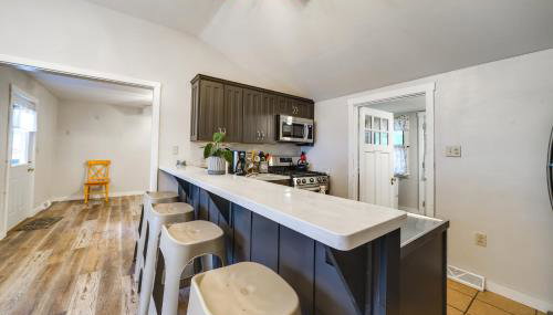 Walk to Beach and Lake Idyllic Escape in Edinboro! - Foto 5