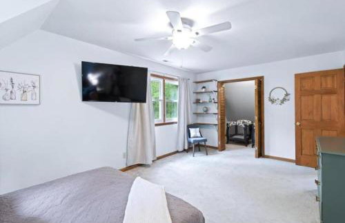 Wooded Retreat with game area and hot tub - Foto 52