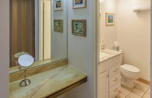 Tropical Studios at Marine Surf Waikiki - FREE PARKING - BEST LOCATION - FULL KITCHEN - SWIMMING POOL - Foto 16