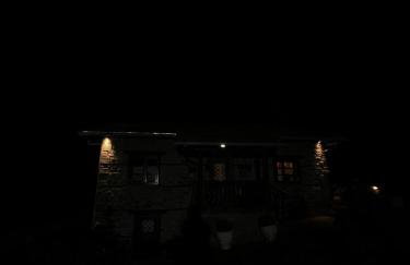 Παραδοσιακή πέτρινη κατοικία στην Βλάχα Ελάτης - Foto 33