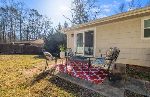 The Happy Place: 3BR Home on Quiet Street - Foto 25