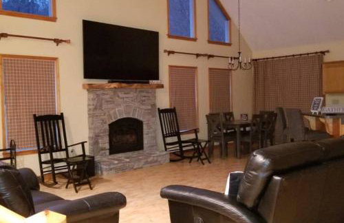 Beautiful Tranquil Mountain Home in Andrews, NC - Foto 17