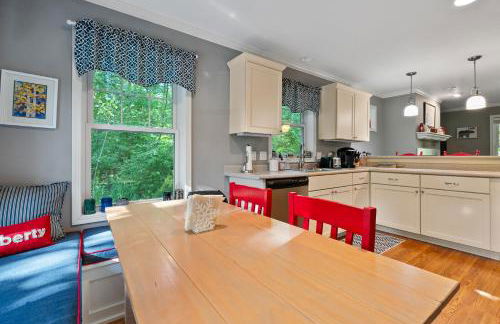 Blue Bear Cottage at Simple Life Rentals - Foto 15