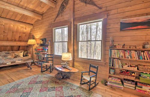 Rustic Madison Treehouse Cabin with Game Room! - Foto 28
