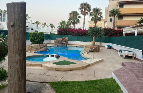 Apartahotel La Rotonda Cabo Roig Orihuela Costa Near the Beach and Leisure Area - Foto 1