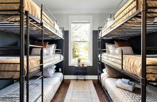 Lux Nashville Retreat 12 Beds Games Bar - Foto 78