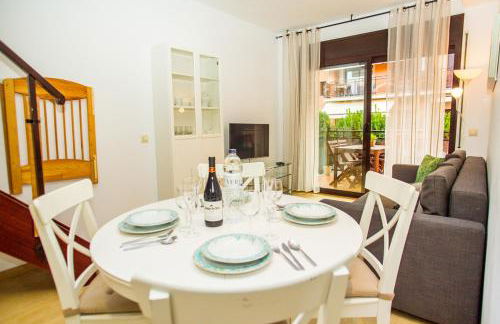 AL28 Duplex en la playa, Fenals, Costa Brava - Foto 3