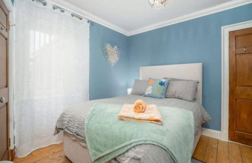 Premium 2Beds Sleeps4 very short walk to the Beach with Free Parking - Foto 4