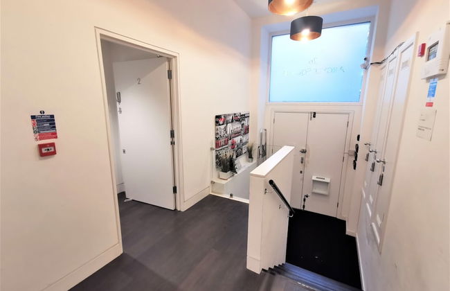 Spacious Double Room with en-suite - 1b - Photo 1