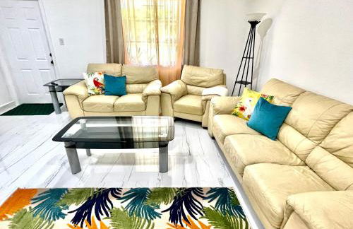 Bright & Cozy Family Home Near Dania Beach - Foto 5