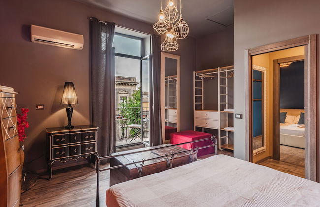 Ursino apartment with balcony - Foto 7