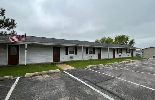 Tomah Apartment A - E Veterans St - Foto 17