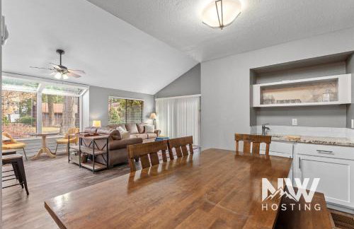 Twin Lakes Village Home Golf Retreat Community Pool Corner Lot and Single Level Living - Foto 5